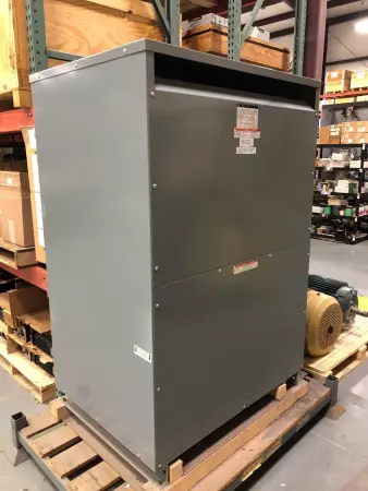 Square D 415TQ32263 3-Phase Insulated Low Voltage Transformer 415kVA 