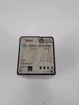 Allen-Bradley 700-HA32A1 Ser. D 120VAC Relay 