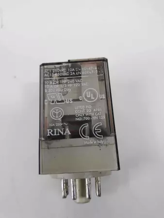 Allen-Bradley 700-HA32A1 Ser. D 120VAC Relay 