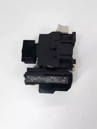 Telemecanique LC1D0910 Contactor 220v/ LR2 D13 Overload Relay 1-1.6A