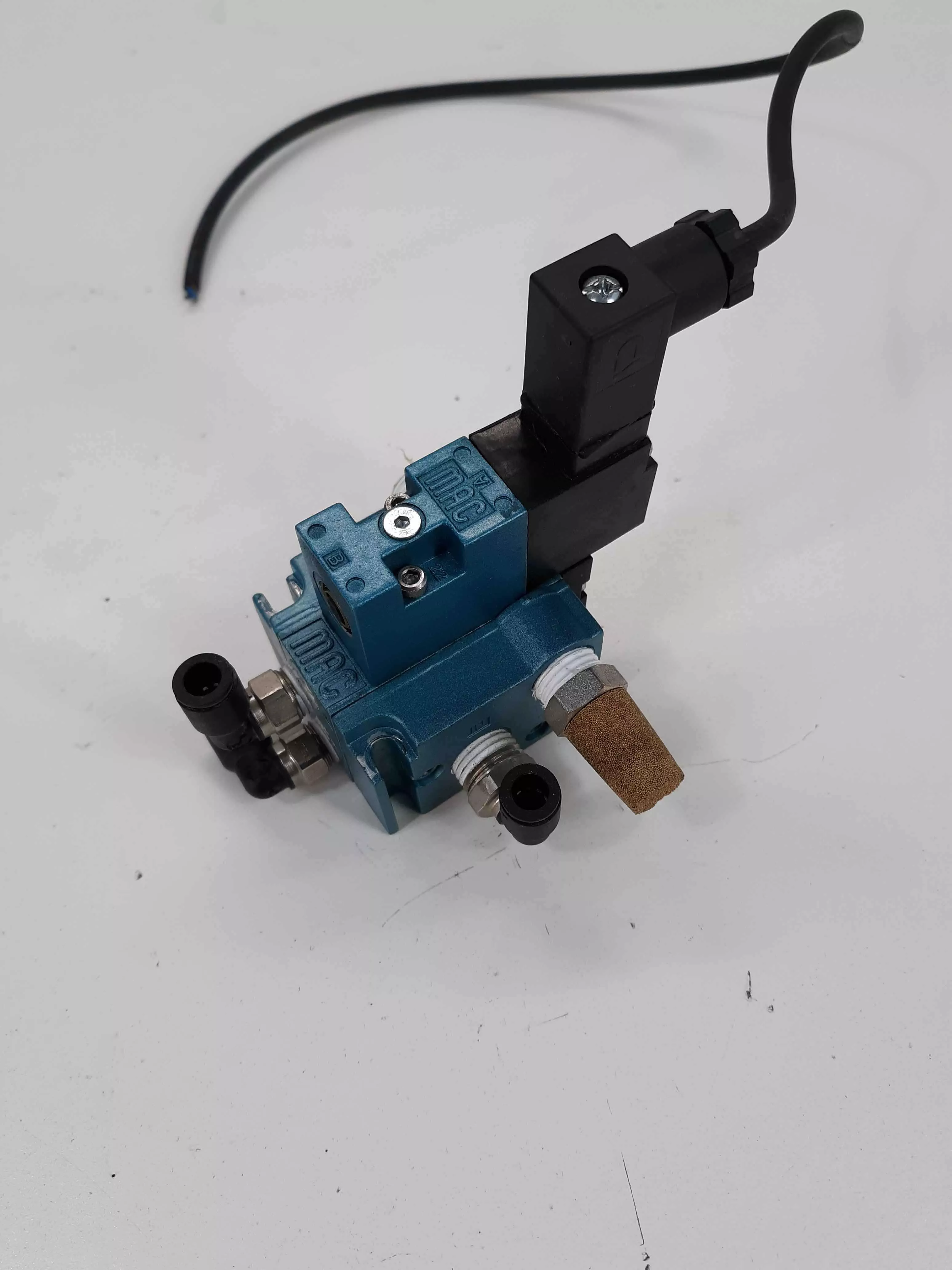 MAC DDAJ-1KA Solenoid Valve 