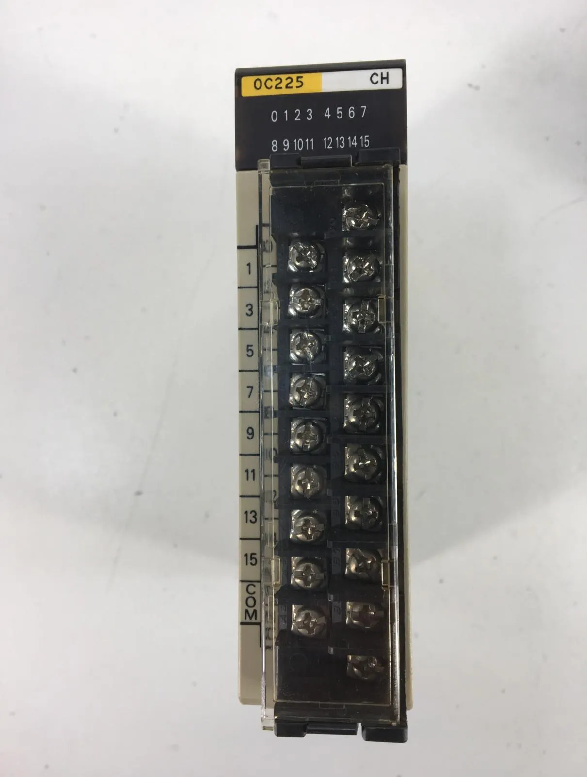 Omron C200H-OC225 Output Module 250VAC/24VDC 2Amp 