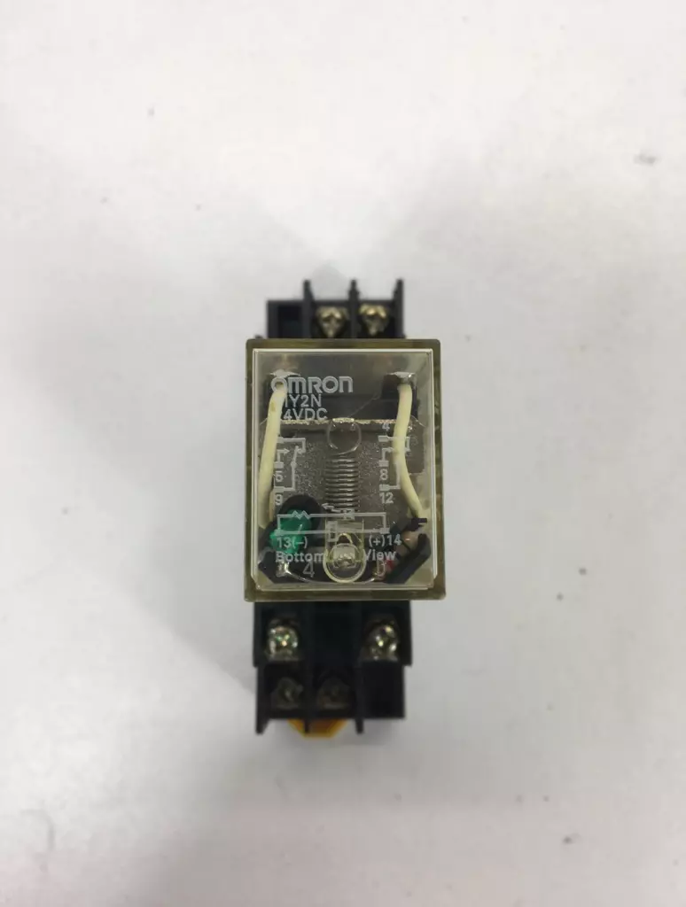 Omron MY2N Relay 250VAC 24VDC Coil 5Amp with Socket Base 