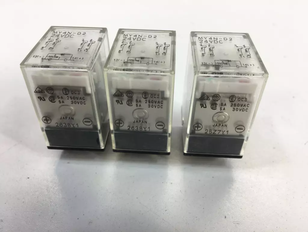 Omron MY4N-D2 24VDC Relays, 24VDC Coil 250VAC 30VDC 5A Lot of 3