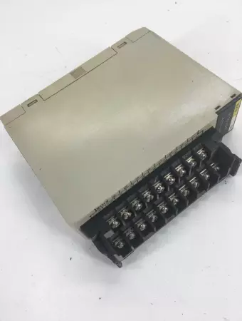 Omron C200H-ID212 Input Unit 24VDC  7mA 