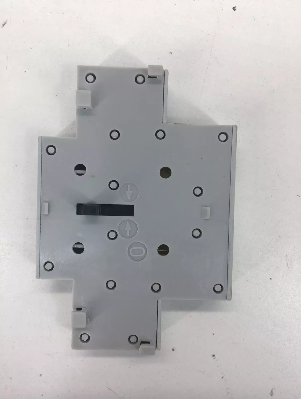 Sprecher+Schuh CA7-PA-10 Auxiliary Contact Block End, 600VAC 10A 