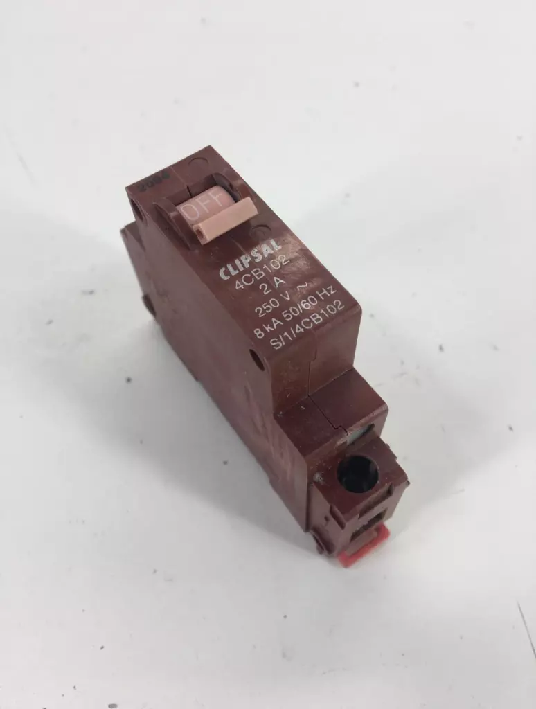 Clipsal 4CB102 1-Pole Circuit Breaker, 250V 3Amp 