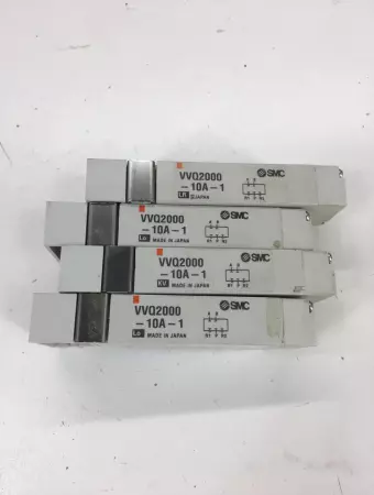 SMC VVQ2000-10A-1 Solenoid Valve lot of 4