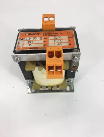 Ulmer TUM 50 Transformers pri.380v 0.13A sec.19v 2.63A 