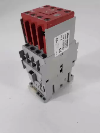 Allen-Bradley 100S-C09D14BC ser.A Safety Contactor 110-120V Coil