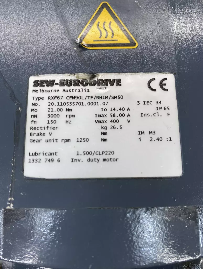 Sew-Eurodrive RXF67 CFM90L/TF/RH1M/SM50 Servo Gear Motor, Ratio 2.40:1 