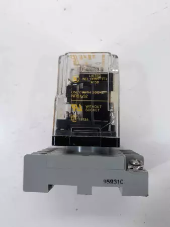 Square D 8501 KPD12P14V53 Ser.D Relay 24VDC