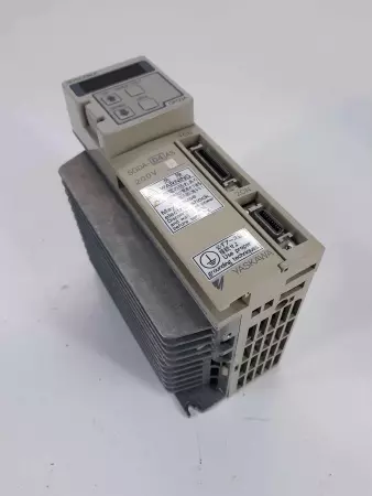 Yaskawa SGDA-04ASP ServoPack Drive w/OP03A Operator Module 