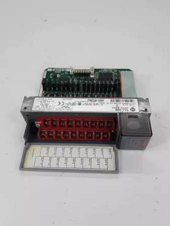 Allen Bradley 1746-OA16 SER.D SLC 500  