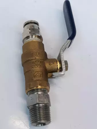 American Valve LF 3/8 A Ball Valve With Threaded and Quick Coupling Ends 3/8