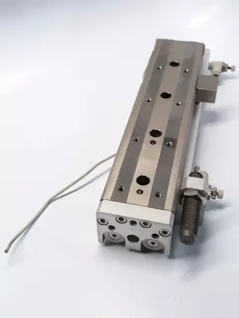 SMC MXQ20L-150BS Linear Motion Air Cylinder with Regulator and Position Sensor 