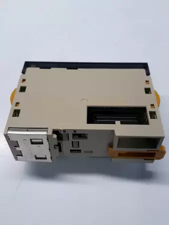 Omron CJ1W-0D261 Output Unit 