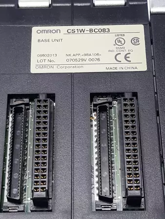 Omron CS1W-BCO83 Backplane 