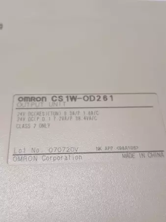 Omron CS1W-OD261 Output Unit 