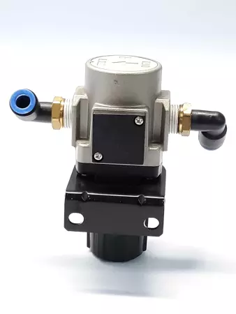 SMC AR30K-03BG Pneumatic Regulator ISE30-01-25-M Pressure Switch, H/Precision  