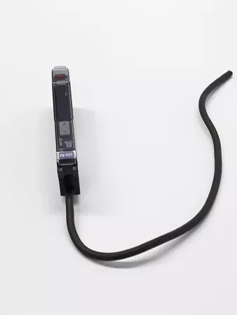 Keyence FS-V31 Fiber Optic Sensor  