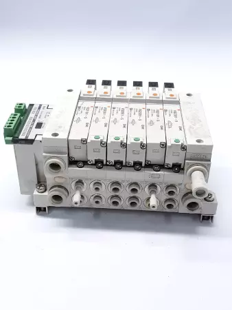 SMC EX120-SDN1 Serial Interface Unit w/ (6) VQ2101-5 Solenoid Valves 24VDC Valve