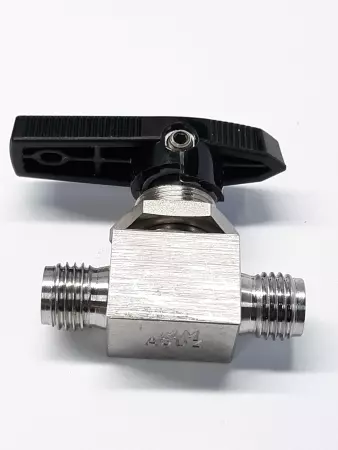 Swagelok SS-42GS6MM Bonnet Needle Valve  