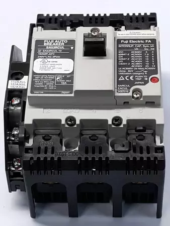 Fuji Electric SA53RCUL 10 Auto Breaker 10AMP 240V 3Pole 