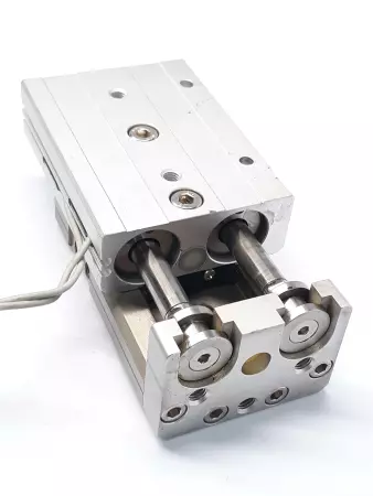 SMC MXQ25-40 Pneumatic Cylnder Slide Table 