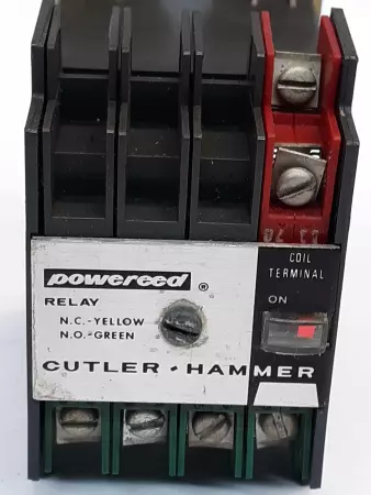 Cutler Hammer D40RB Powereed Relay Type R Series A2 Coil 120V 