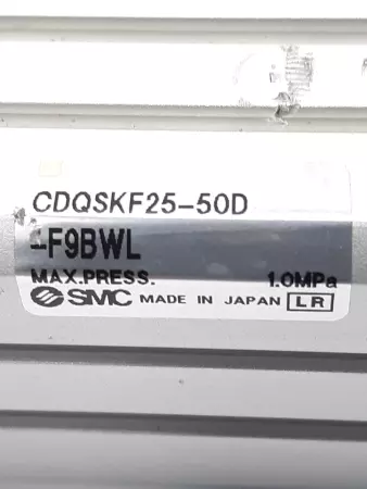 SMC CDQSKF25-50D-F9BWL  Pneumatic Cylinder 