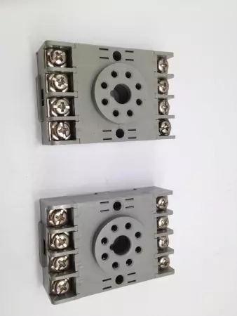  Idec SR2P-06 Relay Socket 10Amp 300V Lot of 2