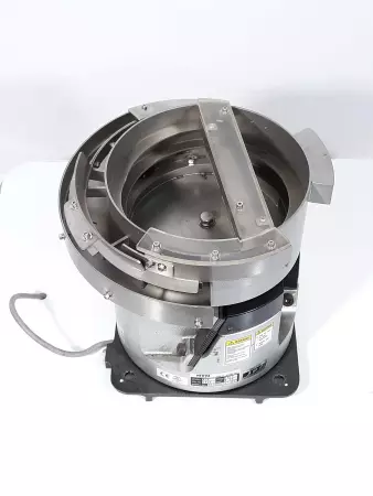 NTN H07020137-001 Model K16 Bowl Feeder 200V 0.3A 50/60Hz 