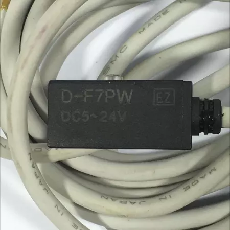 SMC D-F7PW Auto Switch Sensor 3-Wire DC5-24V 