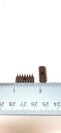 Texas Instruments SN74S38N 340A Integrated Circuit Lot of 25