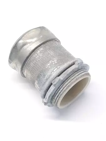 Raco 2912 Compression Connector Conduit Trade Size 1 1/2 in Lot of 4