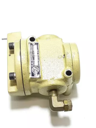 C.A. Norgren A0015A 2-Way Inline Air Control Valve 