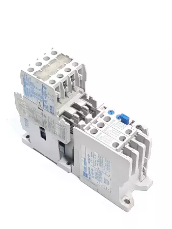 Cutler-Hammer C306DN3 SER.B1 Contactor 24V Coil / C320KGT5 10A 600V Aux 