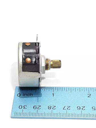 Mallory R20L Potentiometer 20 OHM 3W #4 Taper 