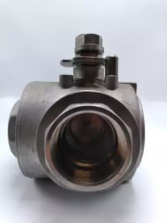 INLINE INDUSTRIES CF8M 800 3-WAY BALL VALVE 