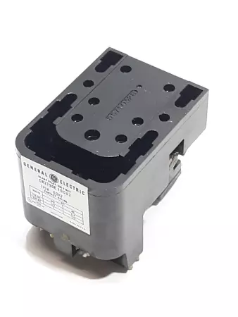 General Electric CR2790E 100A2 General Purpose Relay 115V Coil 10A 300V 