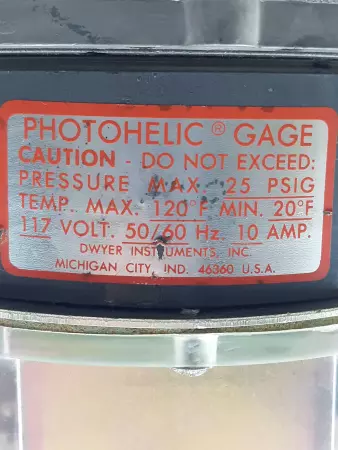 Dwyer 3005 Photohelic Pressure Switch Gage 0-5