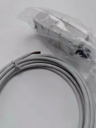 FESTO NEBV-S1W37-E5-LE10 SENSOR CONNECTING CABLE 30V 5M 