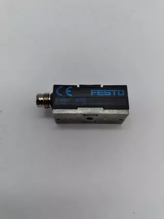 Festo SMEO1S24B AD13 Proximity Switch 150847 