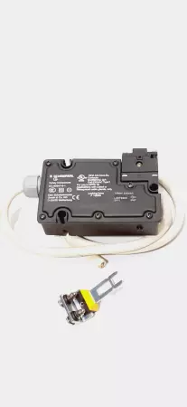 Schmersal TZMW 230VAC Safety Interlock Switch 