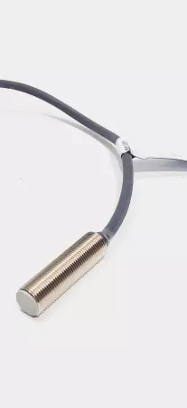 Balluff BES-M12MK-GSC30B-BP00 Inductive Proximity Switch 10-30VDC 