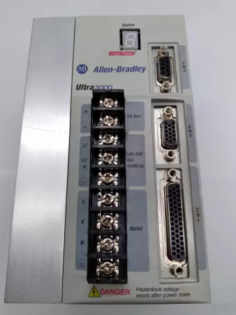  Allen-Bradley 2098-DSD-010-SC ULTRA 3000 DIGITAL SERVO DRIVE 5A/15A, SERIES C 