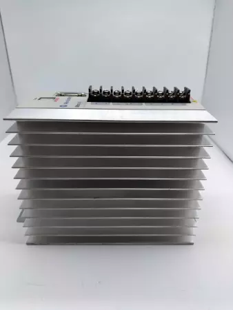  Allen-Bradley 2098-DSD-010-SC ULTRA 3000 DIGITAL SERVO DRIVE 5A/15A, SERIES C 