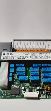 Allen-Bradley 1746-OW16 SER.C SLC 500 Output Module 