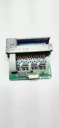 Allen-Bradley 1746-IB16 SER.B SLC 500 Digital Input Module 10-30VDC 